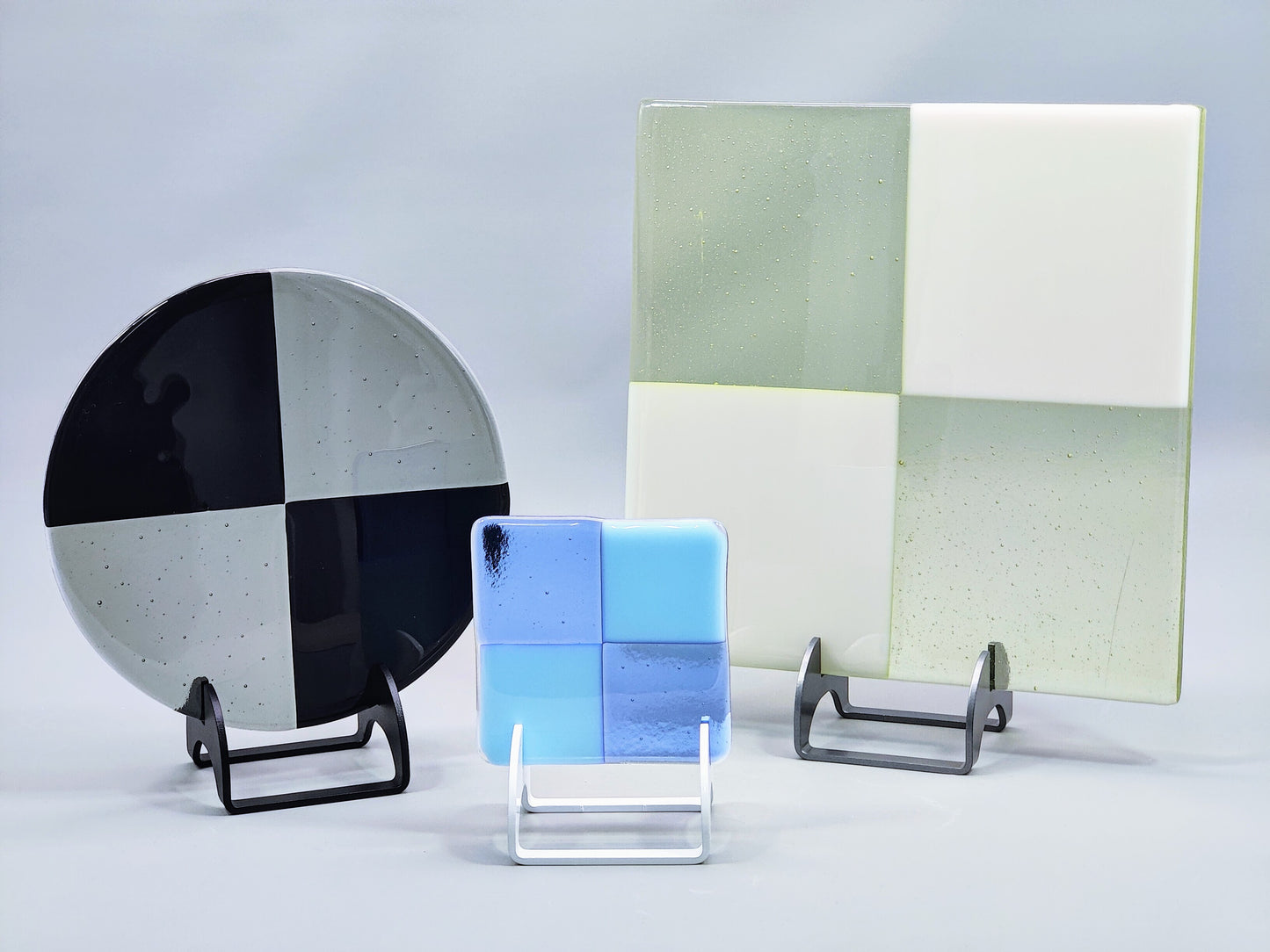 Powder-Coated Aluminum Fused Glass Art Stand - Up-Facing Curved, Standard Size